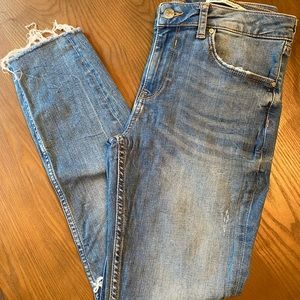 Zara Cropped and Distressed Jean Legging